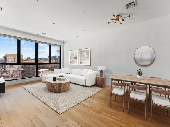 20 Hausman Street image 1 of 14