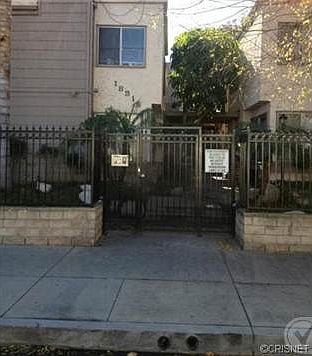 1st image of 18316 Hatteras St APT 2