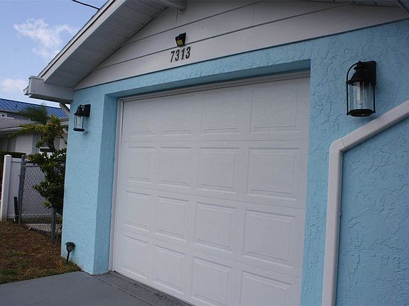 4th image of 7313 Mako Dr