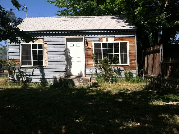 3rd image of 912 Della Ave