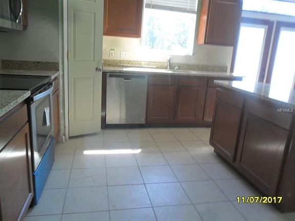 5th image of 24940 Hyde Park Blvd