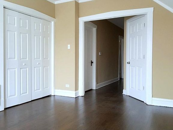 3rd image of 2839 N Newland Ave #2