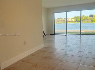 9351 Fontainebleau Blvd APT B112, Miami, FL 33172