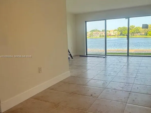 9351 Fontainebleau Blvd APT B112, Miami, FL 33172