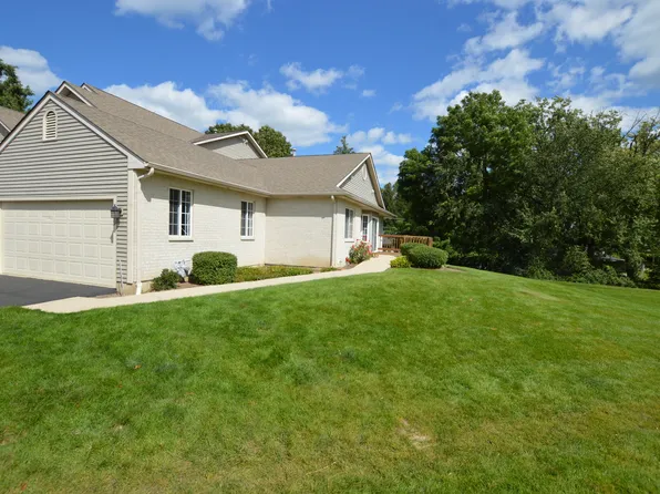 3109 River Birch Ct, McHenry, IL 60051