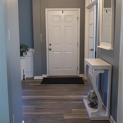 Welcoming foyer, Luxury plank flooring!