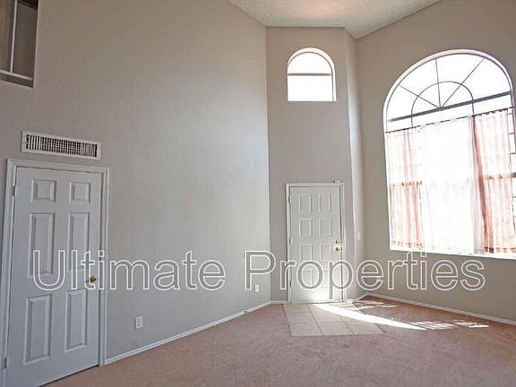 5th image of 10853 E Yucca St