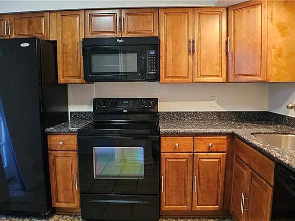 3rd image of 6200 Riverside Dr APT 500