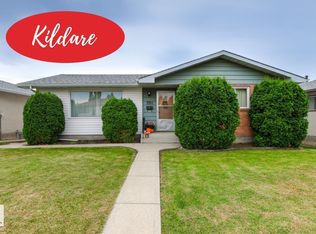 7211 140th Ave NW, Edmonton, AB T5C2M6
