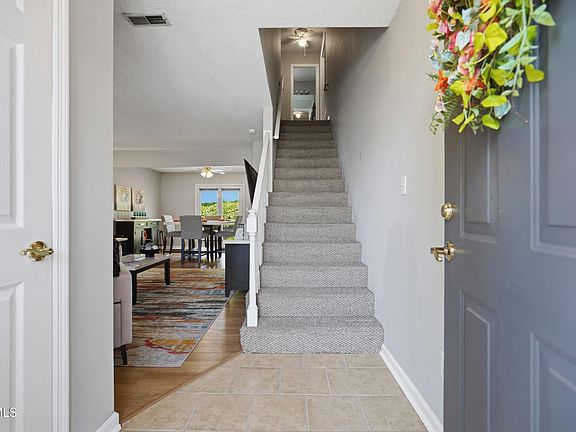 5th image of 1725 W Lakeview Dr Unit 41