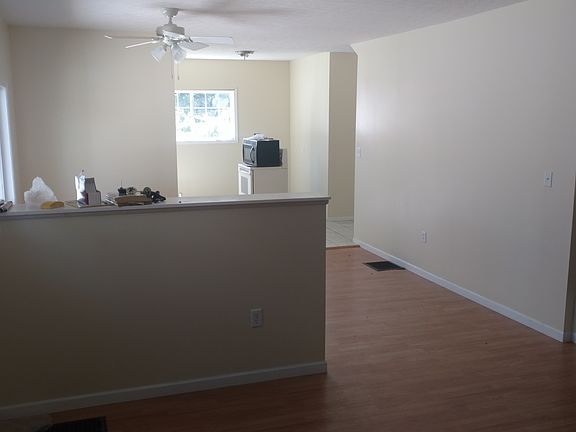 5th image of 1308 W 3rd St