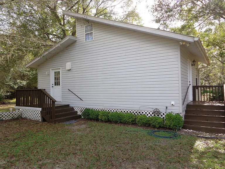 3329 NE County Road 234 — Photo 18