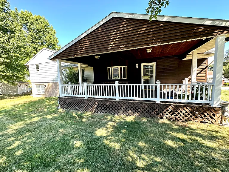 60 Belmar Dr — Photo 8