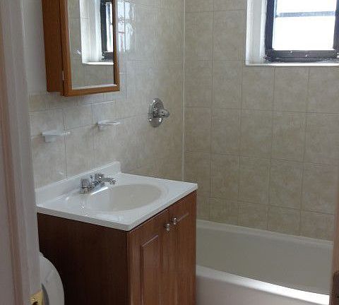 4th image of 3416 93rd St APT C6