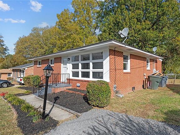 4th image of 1911 Rayston Dr