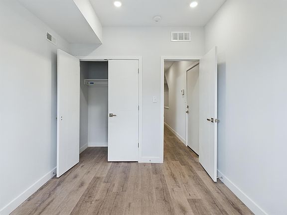 3rd image of 529 W Dauphin St #1