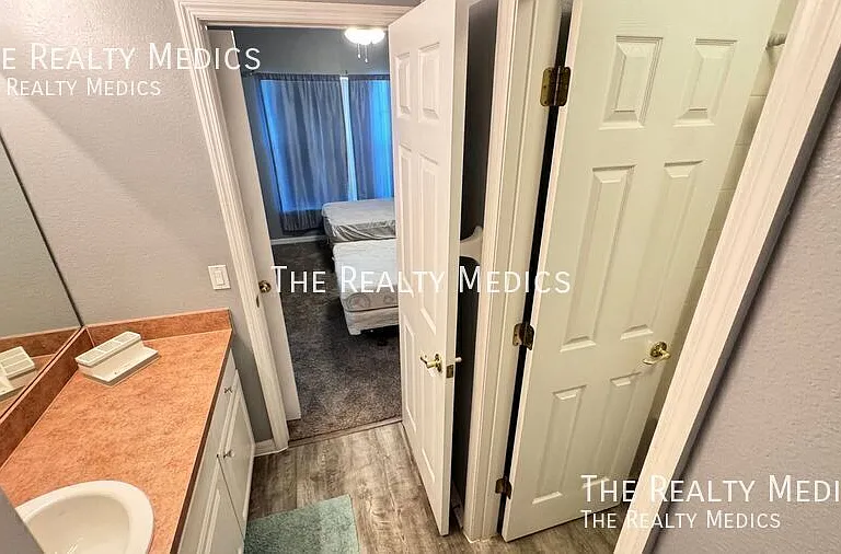 4802 Cumbrian Lakes Dr — Photo 47
