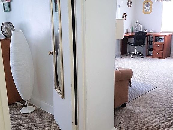 4th image of 263 W 8th St #2852510