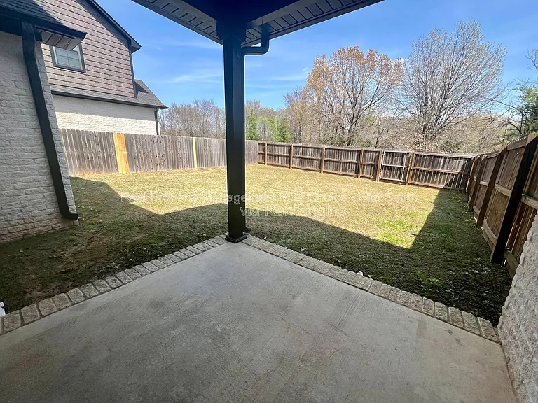 9905 Landry Dr — Photo 23