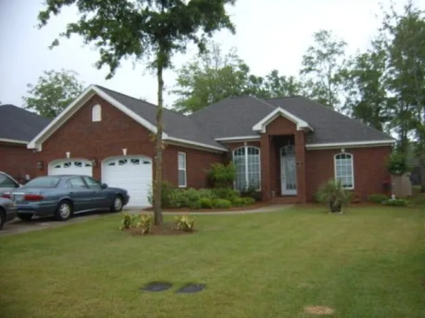 112 Petersburg Ct, Dothan, AL