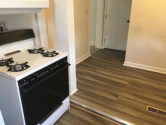 Small Living/Dining Area