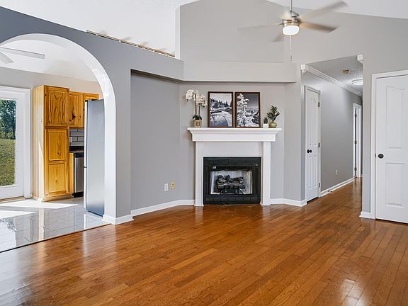 2nd image of 34 Alder Ct