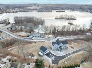 170 Caruso Dr, Watertown, CT 06795