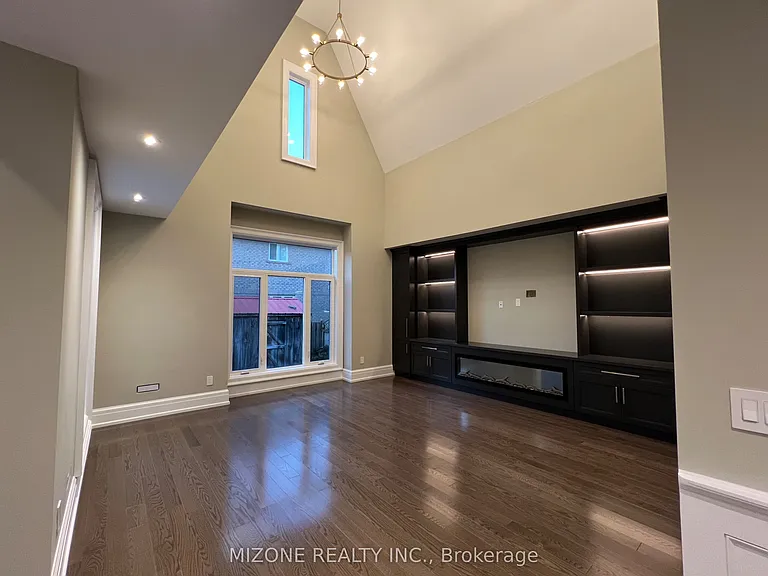 3289 Joan Dr — Photo 3