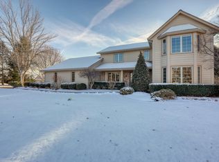 N69W28765 Vernon Dr, Hartland, WI 53029