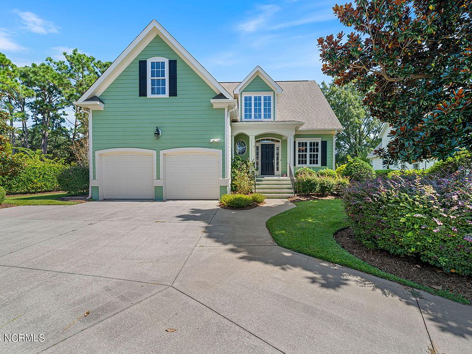 1st image of 4110 Kittiwake Court SE