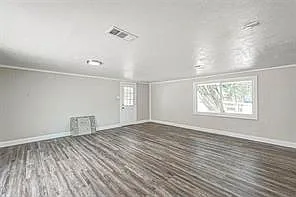 10694 Pine St — Photo 16