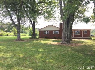 4085 Cedar Grove Rd, Big Sandy, TN 38221