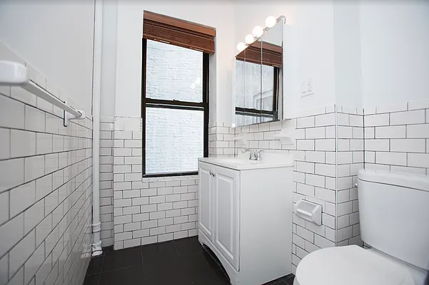 Rented by REAL New York | media 32