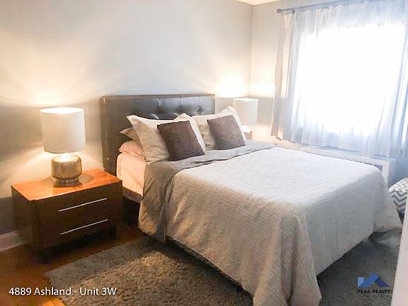 3rd image of 4889 N Ashland Ave APT 2E