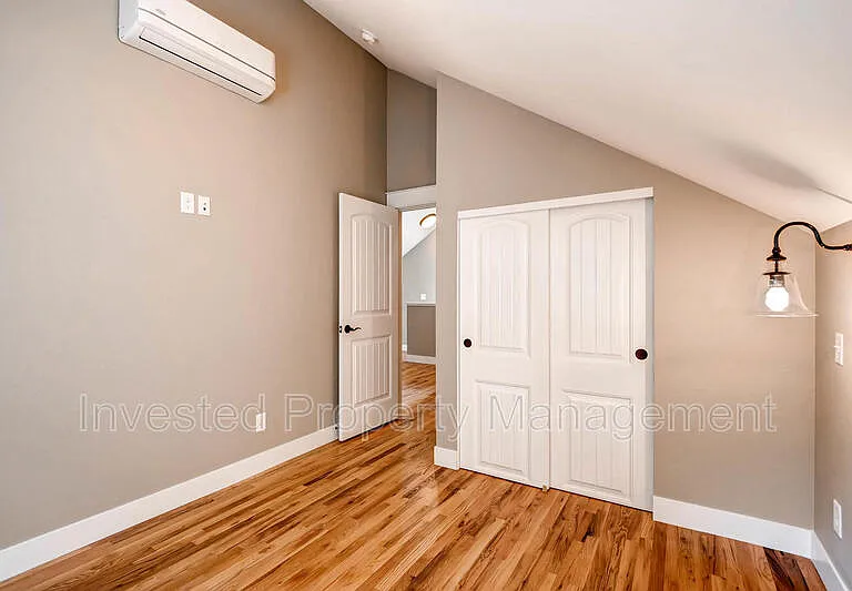 2822 N Josephine St — Photo 8