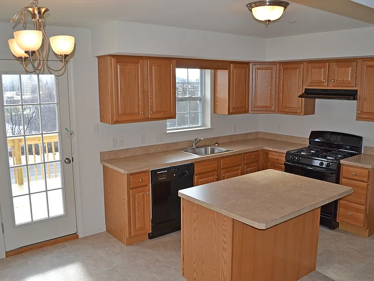 24 E Abby Ln — Photo 3