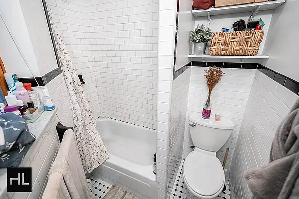 Rented by Highline Residential | media 14