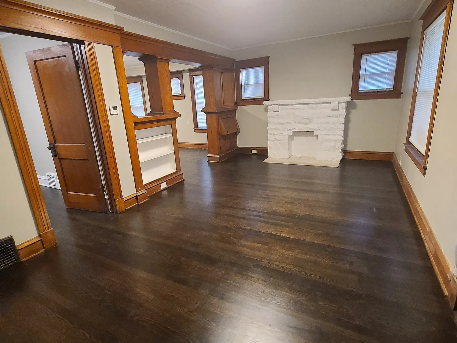 2 bed, 938 sqft, $950 — Photo 2