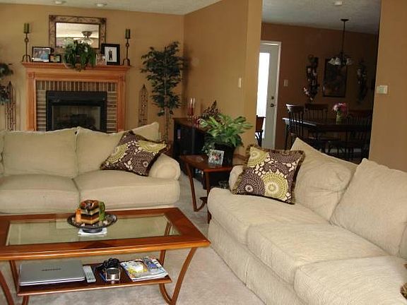 2nd image of 2342 Shadowbrook Dr
