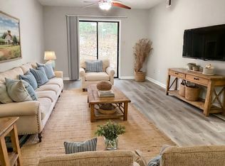 1688 Prince Ave APT 104, Athens, GA 30606