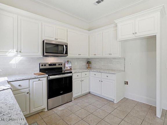 4th image of 122 Prescott Rdg
