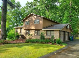 1480 Smokehouse Ln, Stone Mountain, GA 30088