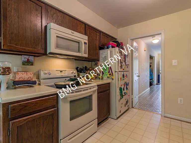 3019 Seven Oaks Pl — Photo 13