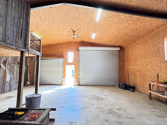 5th image of Rockhill Rd