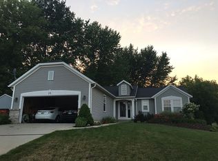 79 Rogue River View Dr NE, Rockford, MI 49341
