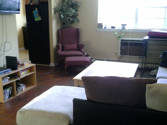 5th image of 730 Main St #2nd