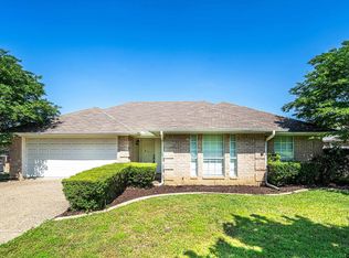301 Green Lane Trl, Whitehouse, TX 75791