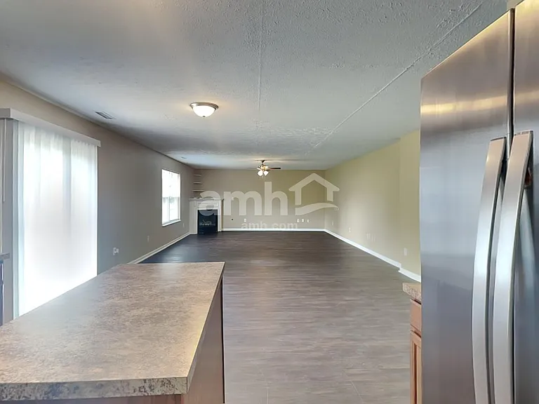 10640 Standish Pl — Photo 3