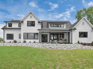 4951 Schwemly Rd, Bucyrus, OH 44820