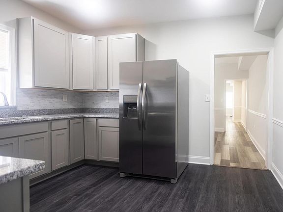 4th image of 203 S Loudon Ave